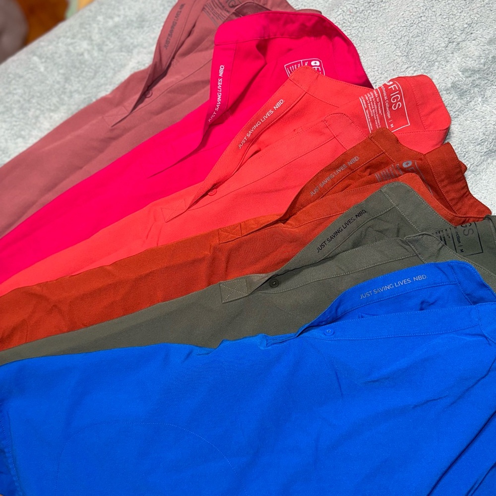 Bundle 6 Figs Rafaela oversized scrub tops
